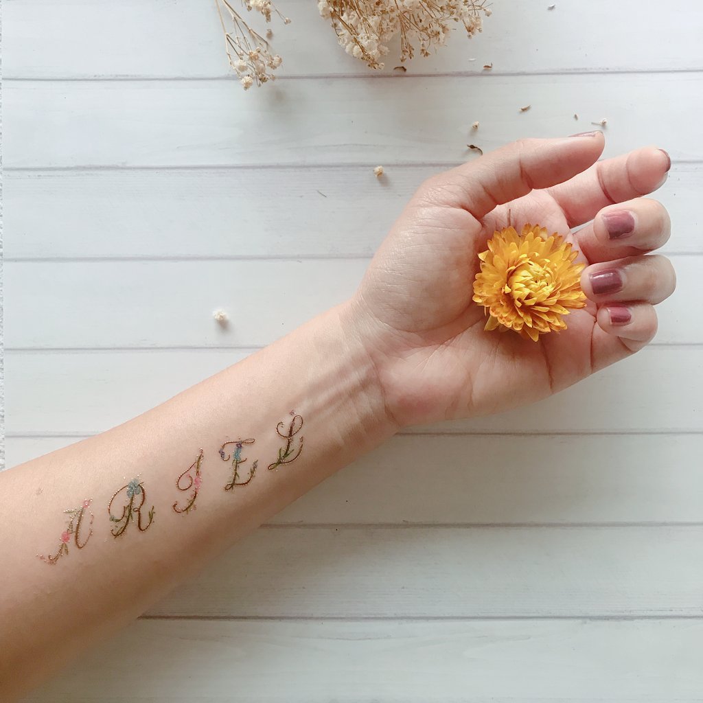 Tattoo Flower Alphabet, 2 Blätter